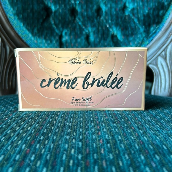 Violet Voss Eye Shadow Pallete - Picture 1 of 2